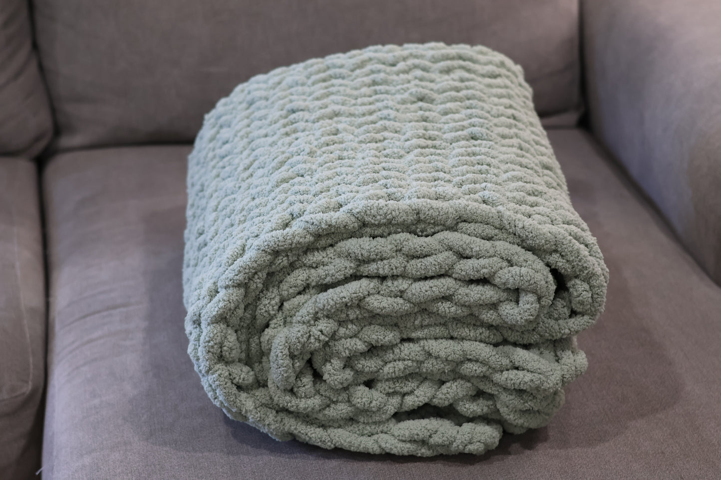 Medium Throw (100cm x 140cm)